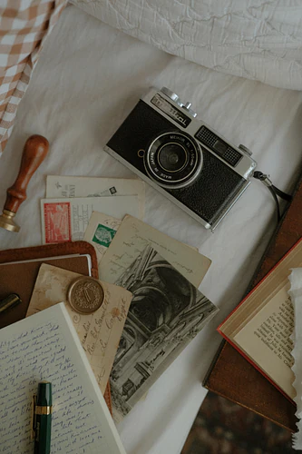 Quiet Mornings & Handwritten Thoughts