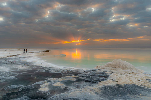 Tranquil Sunset Over Water