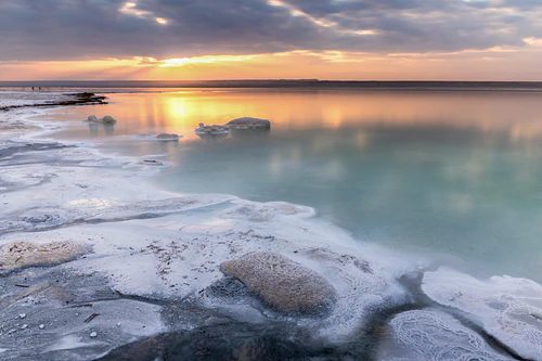 Tranquil Sunset Over Water